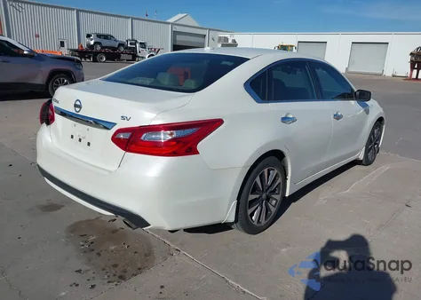 2016 Nissan Altima 2.5 Sv z USA, uszkodzony, nr VIN 1N4AL3AP2GC196241
